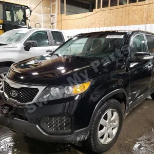 2013 Kia Sorento — 2.4l L4 — image 1 of 1