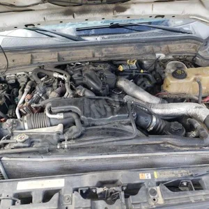 2014 Ford F-450 Super Duty — 6.8l V10 — image 1 of 1