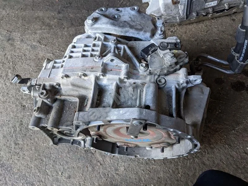 2018 Audi Q3 — (at), Fwd, Transmission ID SGV — image 1 of 1