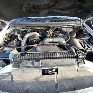 2004 Ford F-550 Super Duty — 6.8l V10 — image 1 of 1