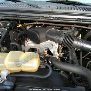 2005 Ford E-350 — 6.8l V10 — image 1 of 1