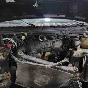2010 Ford E-350 — 5.4l V8 — image 1 of 1